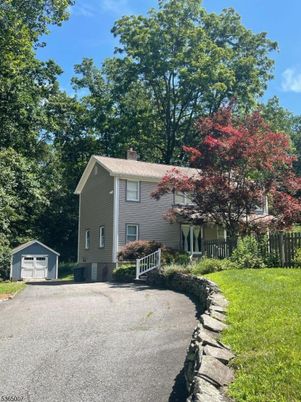 Backyard, Detached Garage, Exterior