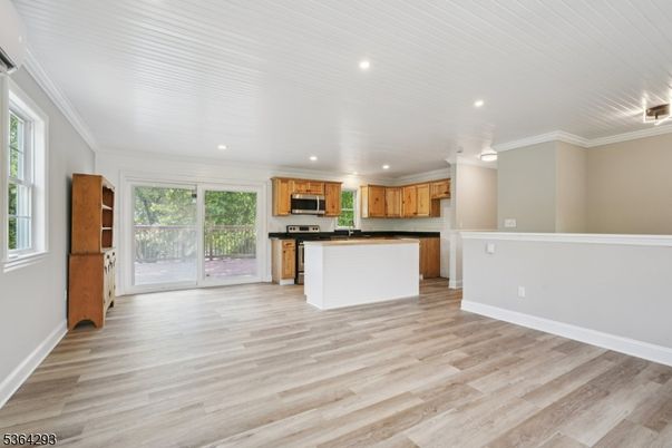 Interior, Kitchen, Recessed Lighting, Wood Texture Flooring