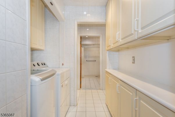 Interior, Recessed Lighting, Washer