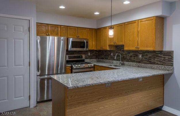 Interior, Kitchen, Pendant Lights, Recessed Lighting, Stainless Steel Appliances