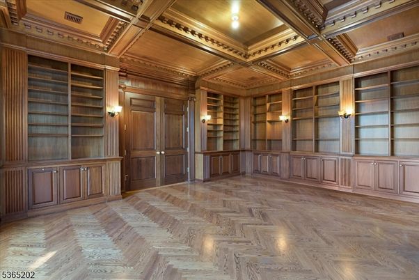 Empty room, Interior, Wooden Beams, Wooden Ceilings, Wood Texture Flooring, Wooden Walls