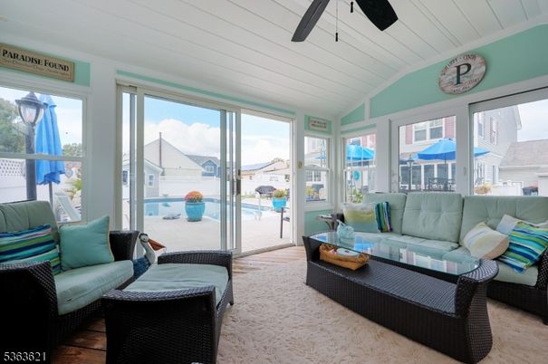 Interior, Living room, Sun Room