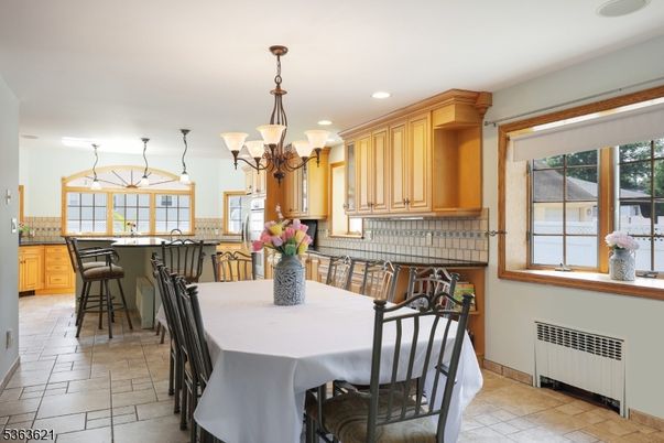 Chandelier, Dining room, Interior, Kitchen, Pendant Lights, Recessed Lighting