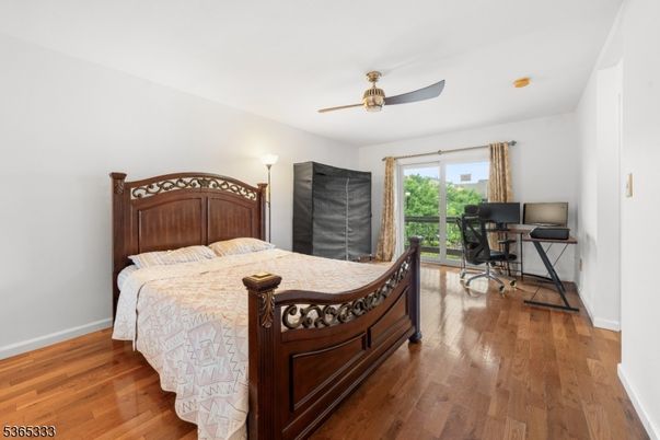 Bedroom, Home Office, Interior, Wood Texture Flooring