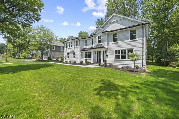 Backyard, Exterior, Facade, Farmhouse