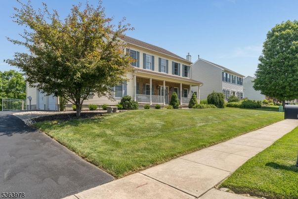 Backyard, Exterior, Facade, Georgian