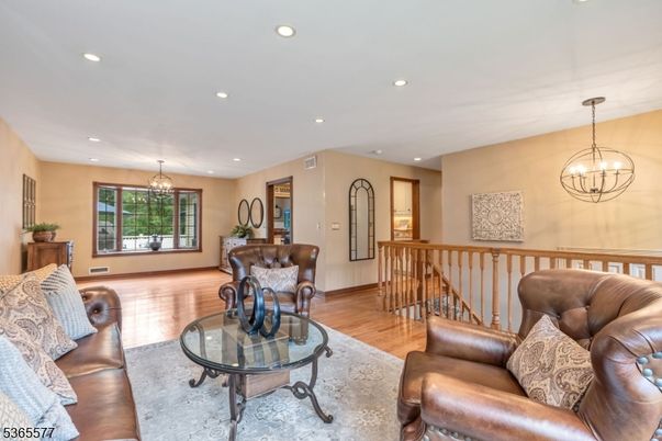 Chandelier, Interior, Living room, Recessed Lighting, Wood Texture Flooring