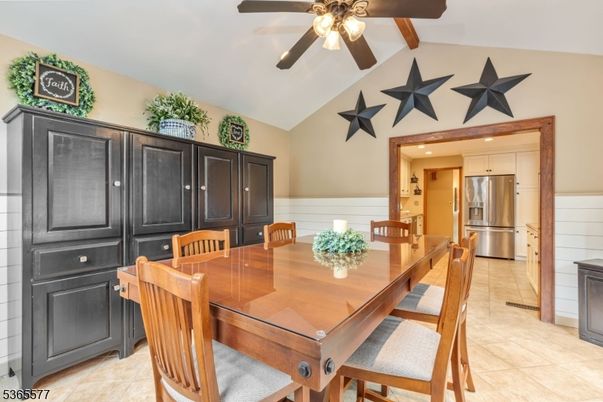 Dining room, Interior, Kitchen, Recessed Lighting, Stainless Steel Appliances