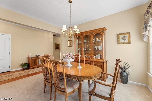 Chandelier, Dining room, Interior