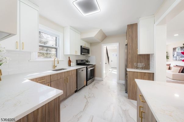 Interior, Kitchen, Marble, Recessed Lighting, Stainless Steel Appliances