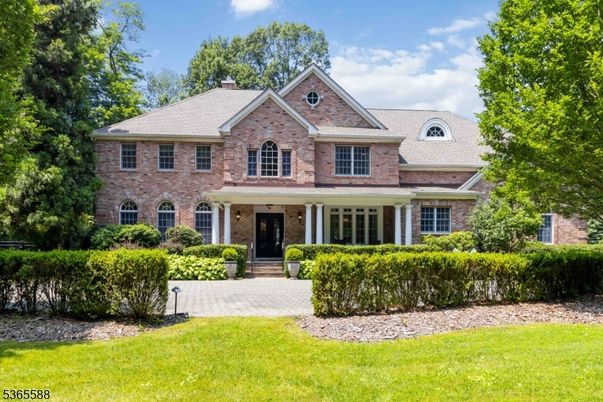 Exterior, Facade, Brick Facade, Brick Traditional