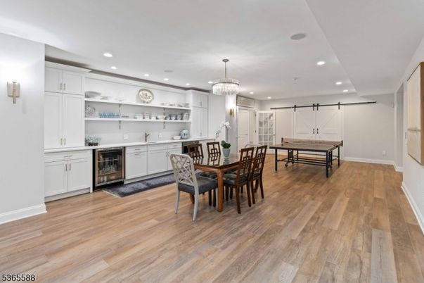 Chandelier, Dining room, Interior, Kitchen, Recessed Lighting, Wood Texture Flooring
