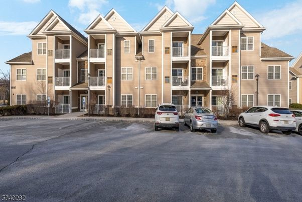 Exterior, Facade, Condo Building