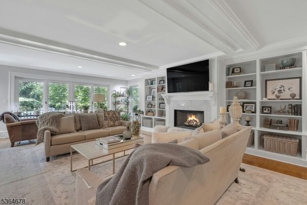Fireplace, Interior, Living room, Recessed Lighting