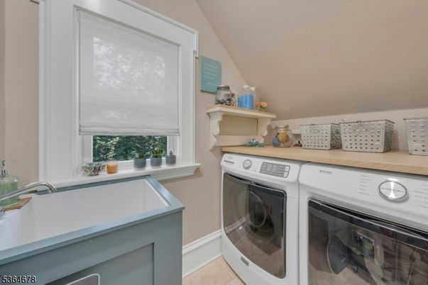 Interior, Washer