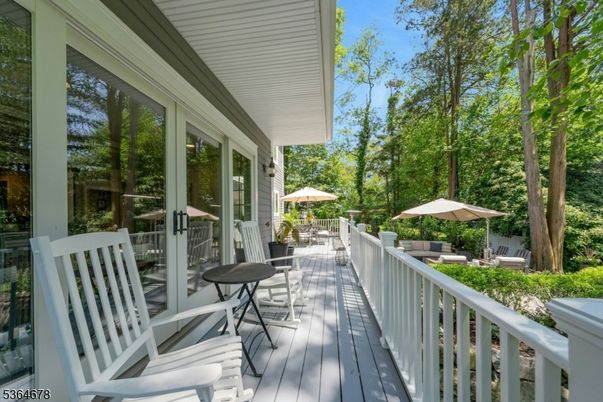 Exterior, Wood Texture Flooring