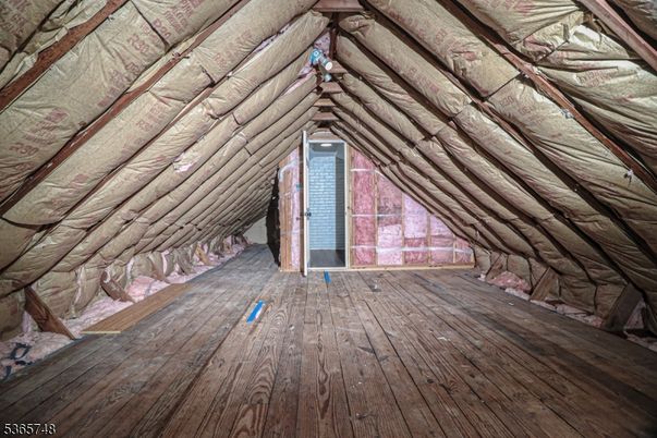 Empty room, Interior, Wooden Beams, Wooden Ceilings, Wood Texture Flooring