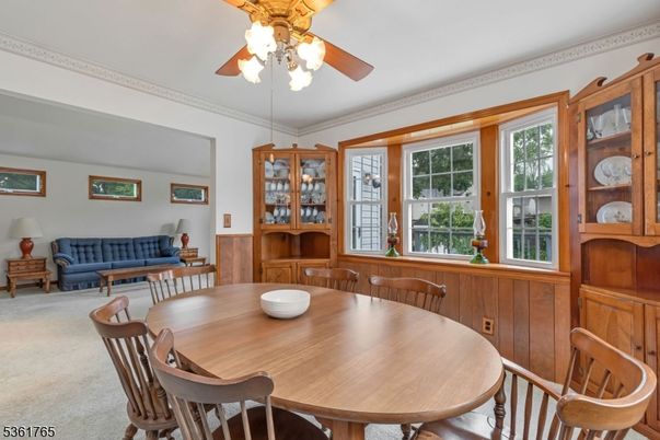 Dining room, Interior