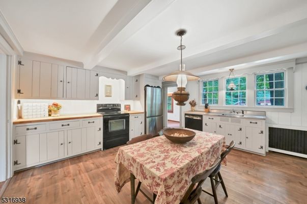 Dining room, Interior, Kitchen, Pendant Lights, Wood Texture Flooring