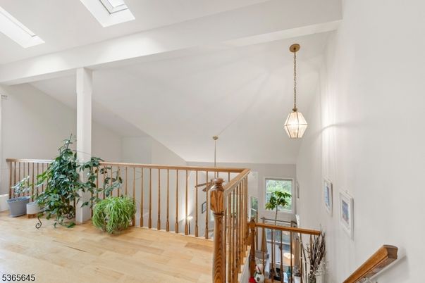 Interior, Pendant Lights, Wood Texture Flooring