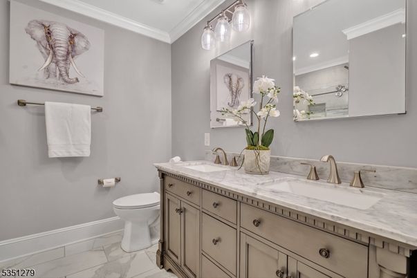 Bathroom, Dual Sink Vanities, Interior, Marble, Recessed Lighting
