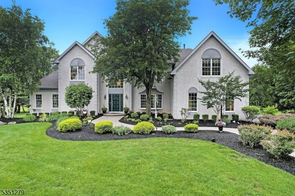 Backyard, Exterior, Facade, French Provincial