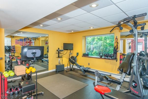 Fitness Equipment, Interior, Recessed Lighting