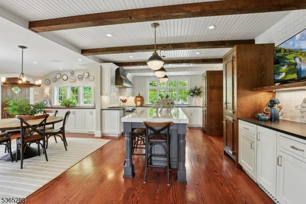 Dining room, Interior, Kitchen, Pendant Lights, Recessed Lighting, Stainless Steel Appliances, Wooden Beams, Wood Texture Flooring
