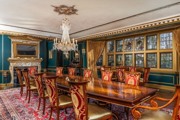 Chandelier, Dining room, Fireplace, Interior, Wood Texture Flooring
