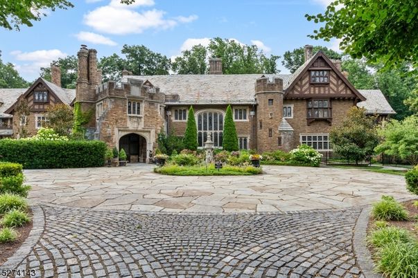 Exterior, Facade, Brick Facade, Tudor Revival