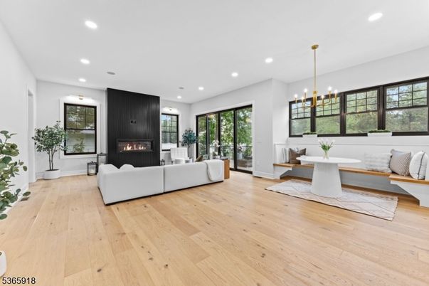 Fireplace, Interior, Living room, Pendant Lights, Recessed Lighting, Wood Texture Flooring