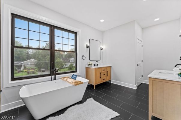 Bathroom, Dual Sink Vanities, Free Standing Baths, Interior, Recessed Lighting