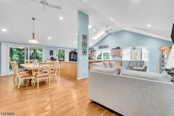 Dining room, Interior, Living room, Pendant Lights, Recessed Lighting, Wood Texture Flooring