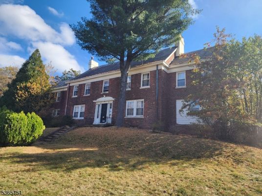 Backyard, Exterior, Facade, Brick Facade, Georgian