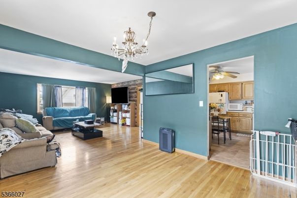 Chandelier, Interior, Kitchen, Living room, Wood Texture Flooring
