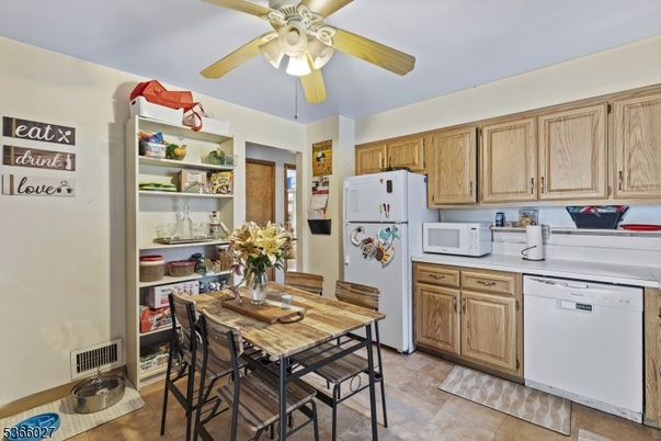 Dining room, Interior, Kitchen