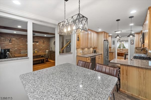 Dining room, Interior, Kitchen, Pendant Lights, Recessed Lighting, Stone Walls, Wood Texture Flooring