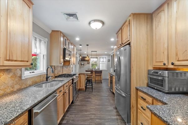 Dining room, Interior, Kitchen, Pendant Lights, Recessed Lighting, Stainless Steel Appliances, Wood Texture Flooring
