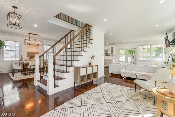 Chandelier, Dining room, Interior, Living room, Pendant Lights, Recessed Lighting, Wood Texture Flooring