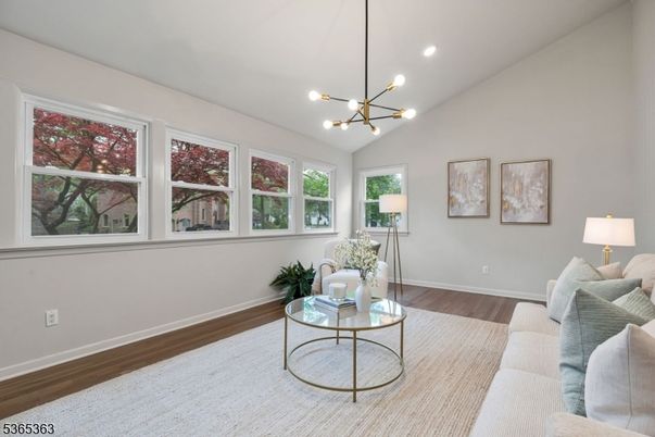 Interior, Living room, Pendant Lights, Recessed Lighting, Wood Texture Flooring