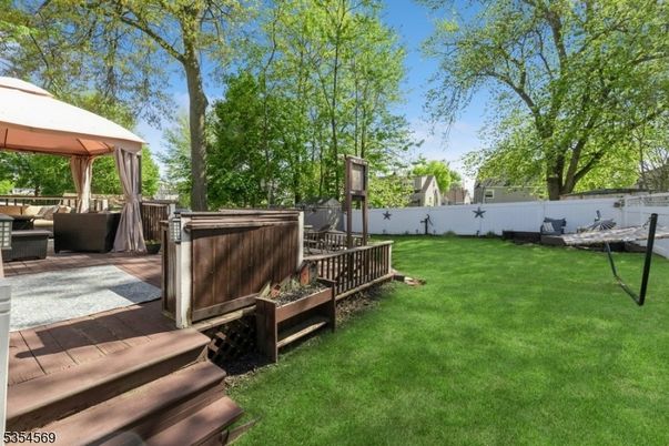 Backyard, Exterior, Hot Tub