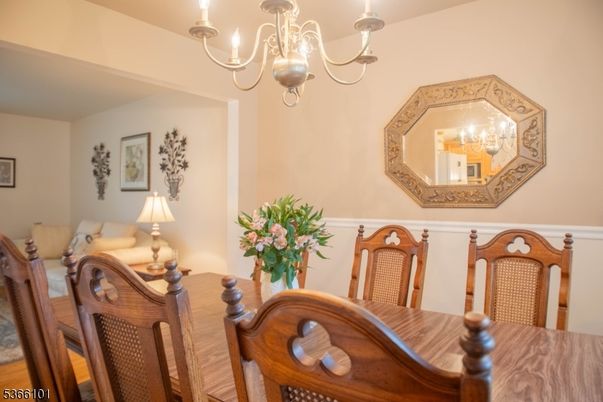 Chandelier, Dining room, Interior