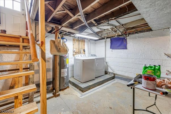 Interior, Washer, Wooden Beams, Wooden Ceilings