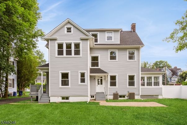 Backyard, Exterior, Facade, Farmhouse