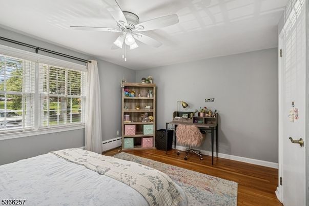 Bedroom, Home Office, Interior, Wood Texture Flooring