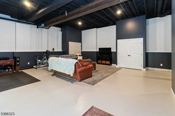 Fitness Equipment, Interior, Recessed Lighting