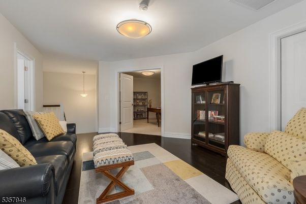 Interior, Living room, Pendant Lights, Wood Texture Flooring