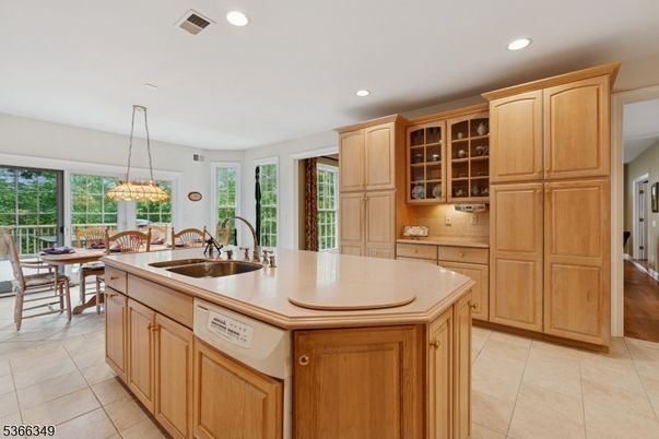Chandelier, Dining room, Interior, Kitchen, Recessed Lighting
