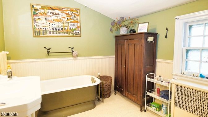 Bathroom, Free Standing Baths, Interior