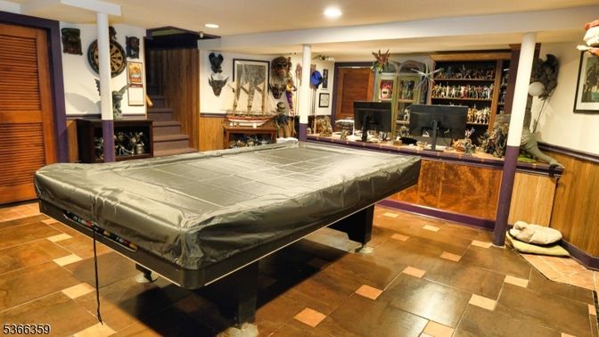 Billiard Table, Game Room, Interior, Recessed Lighting